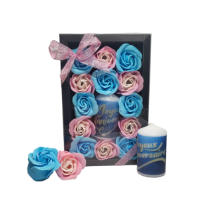 Boite noire de 13 roses de savon bleu et rose tricolore avec bougie joyeux anniversaire