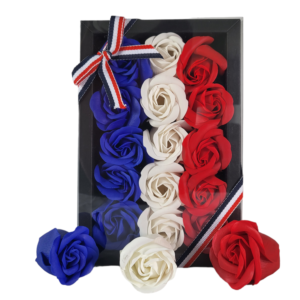 Boite noire de 15 roses de savon bleu blanc et rouge